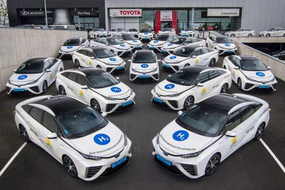 Vodíkové taxíky v Nizozemsku už najely 1,5 milionu km. Česko zatím čeká | Toyota Life