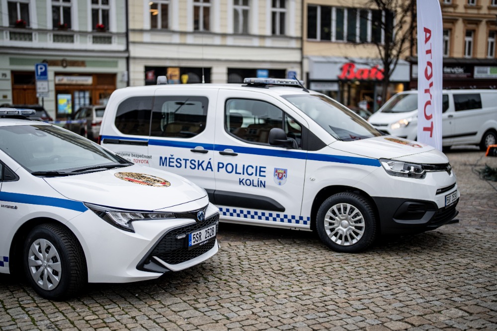 Záchranka i městská policie v Kolíně jezdí Toyotou | Toyota Life