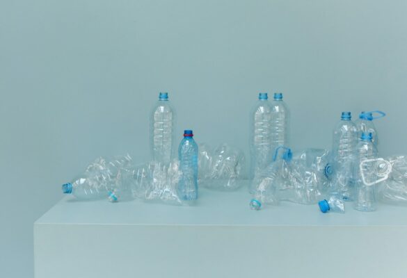 Japonsko bude vyrábět vodík z použitých plastů | Toyota Life