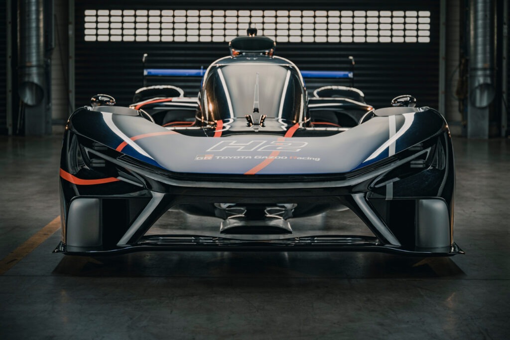 Toyota v Le Mans odhalila závodní vůz na vodík | Toyota Life